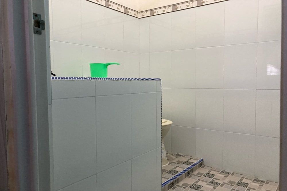 OYO Homes 91136 Desa Wisata Dalegan Double Room 4