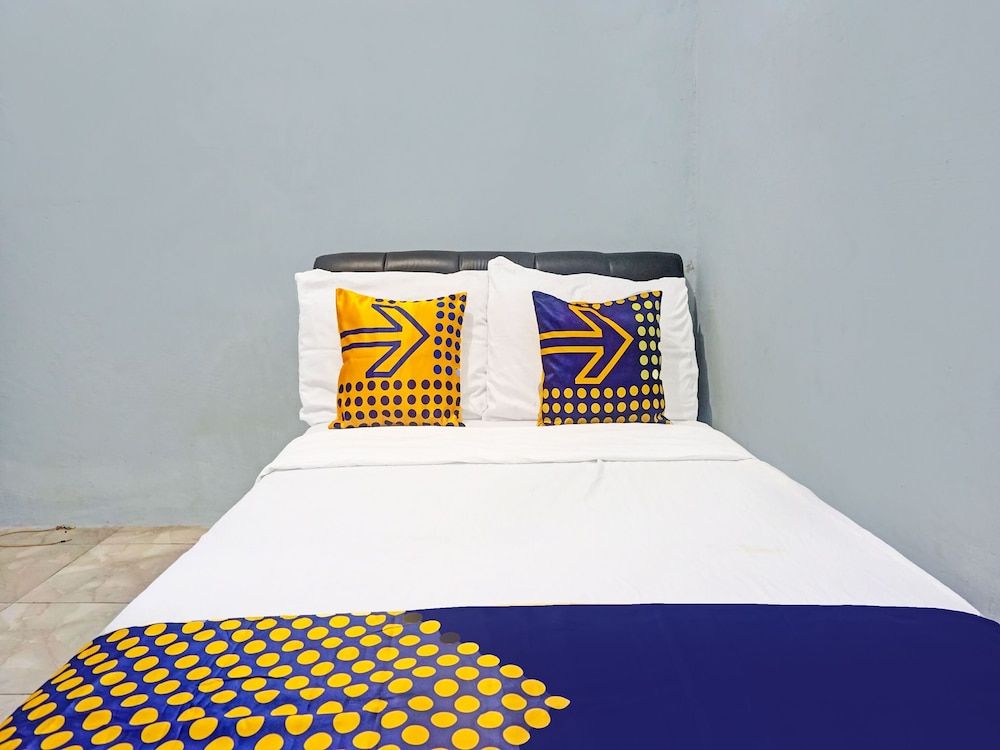 OYO Life 91600 Syariah Army Kost & Homestay Double Room 5