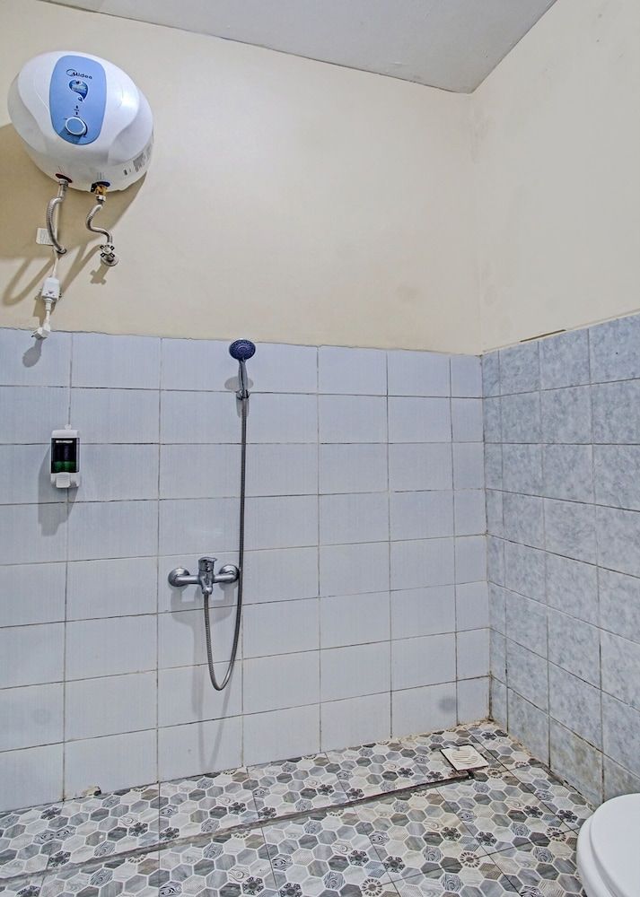 OYO Life 91600 Syariah Army Kost & Homestay Double Room 8