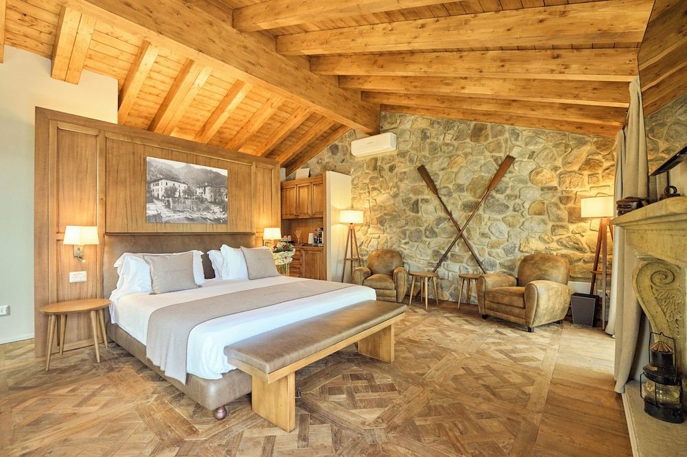 Al Molo 5 Panoramic Studio Suite, Terrace, Lake View