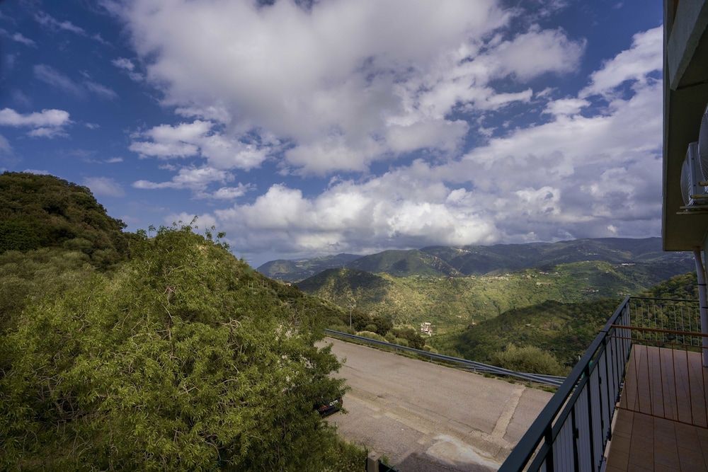 B&B Gàttina Comfort Double Room, 1 Queen Bed with Sofa bed 6