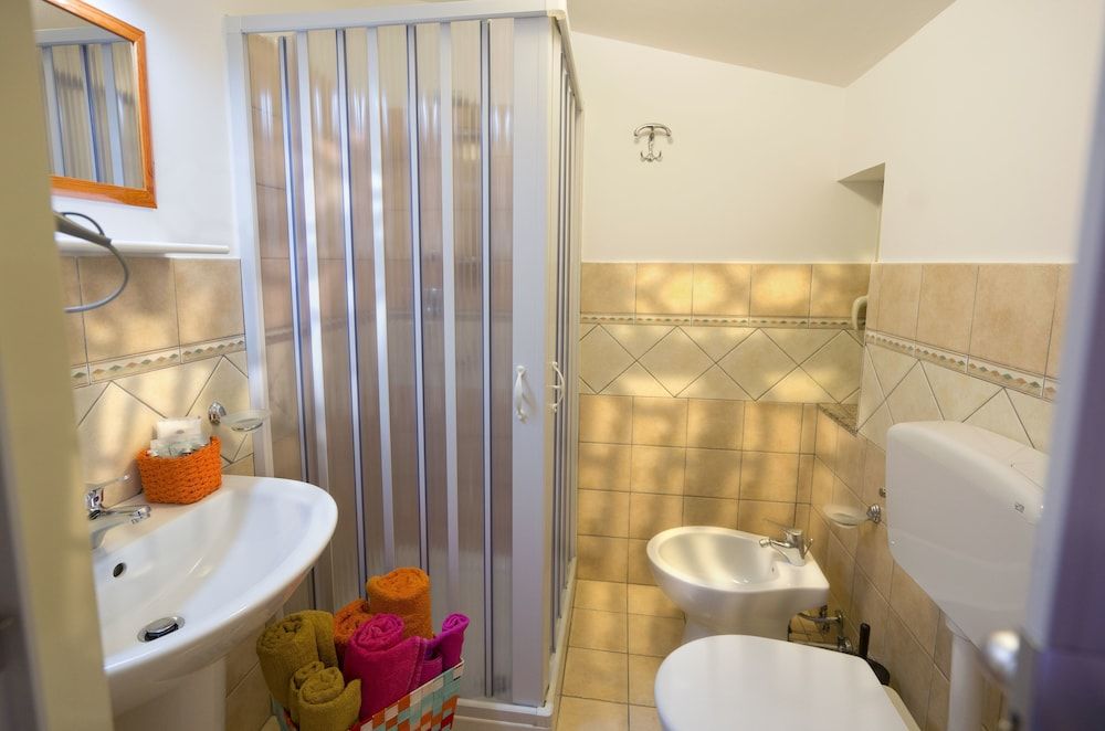 B&B Gàttina Comfort Double Room, 1 Queen Bed with Sofa bed 5