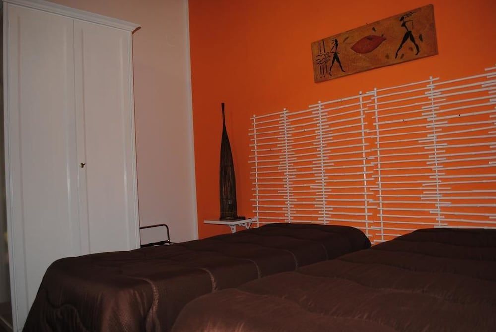 Basic Twin Room