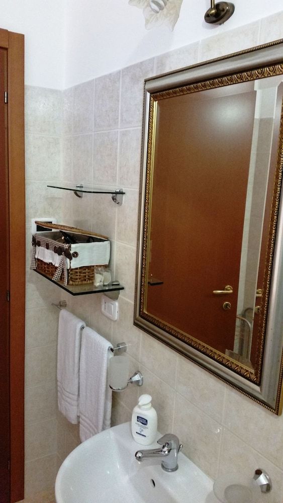 Camere Primavera B&B Double Room, Private Bathroom 7