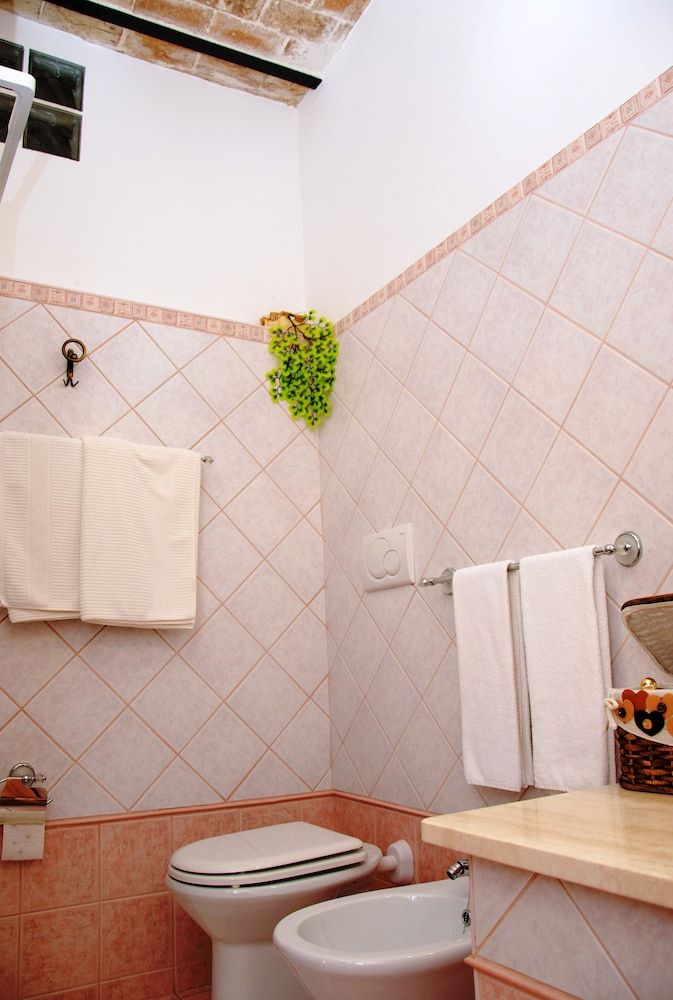 Camere Primavera B&B Double Room, Private Bathroom 4