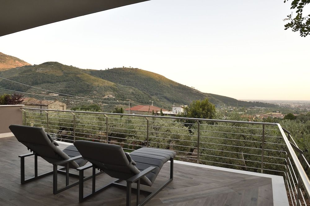 LA DEPENDANCE Deluxe Room 4