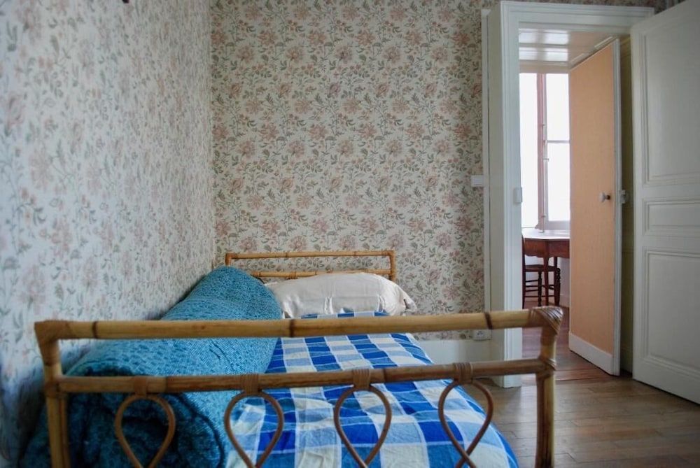 Romantic Suite (Suite Camus)