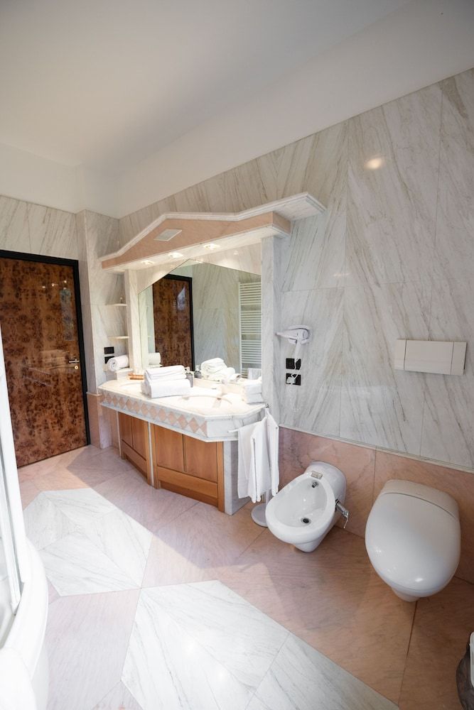 B&B Family First Family Room, Hot Tub (private entrance) 12