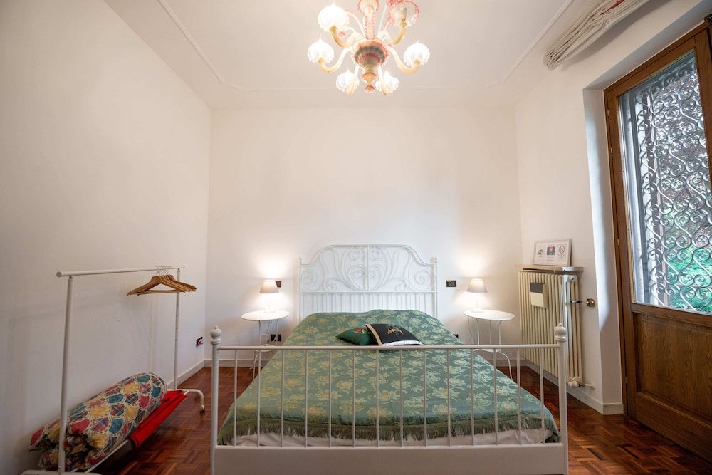 B&B Family First Deluxe Room, Private Bathroom (private entrance) 3