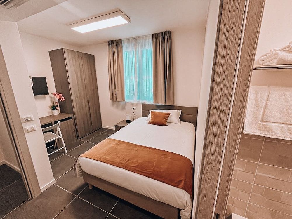 Basic Single Room
