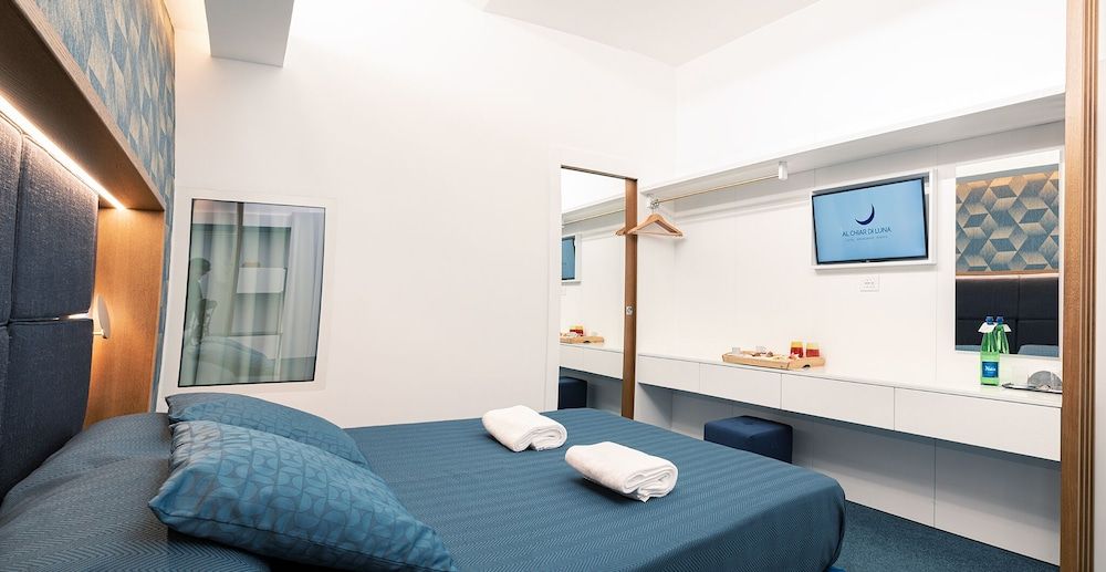 Al Chiar di Luna Superior Double Room 2