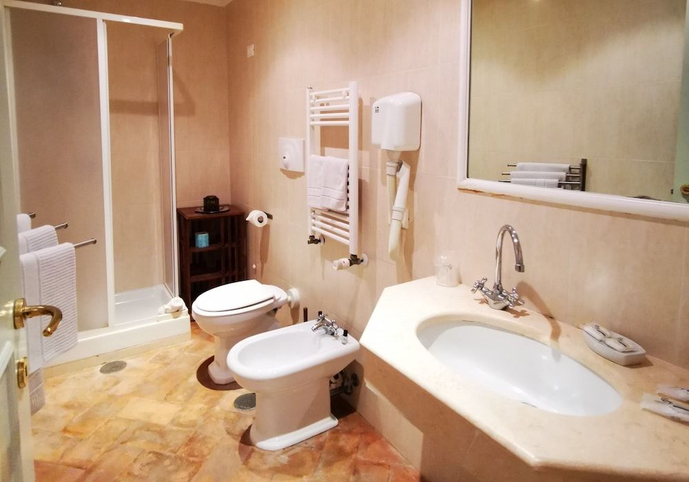 Deluxe Double Room with Spa Access