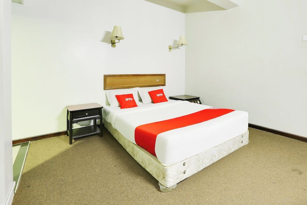 Hotel O My Hotel Standard Double Room 3