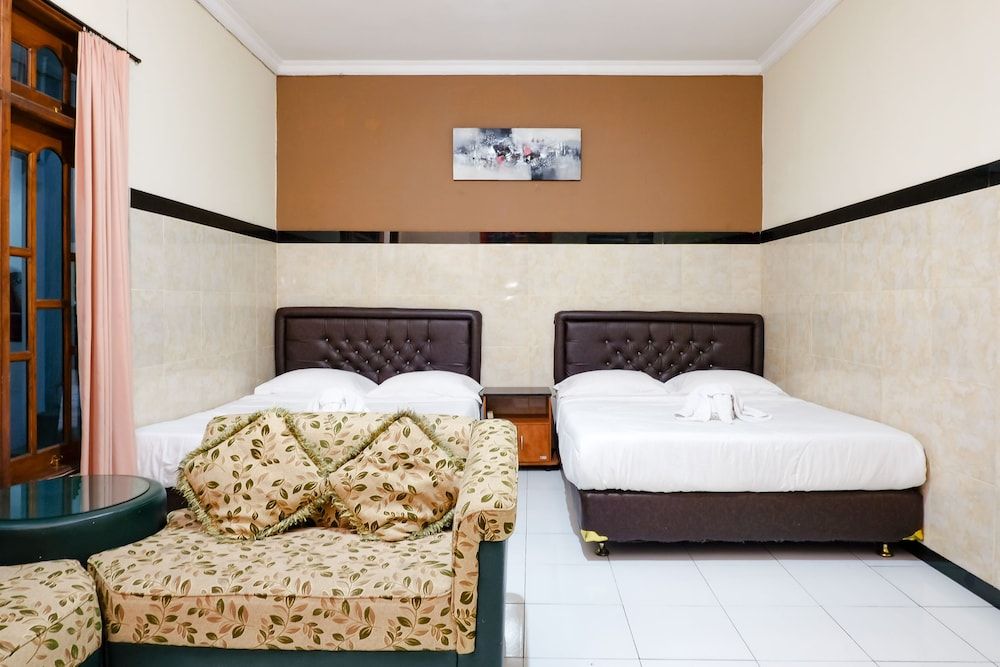 Dya Hotel Boyolali Family Room 2