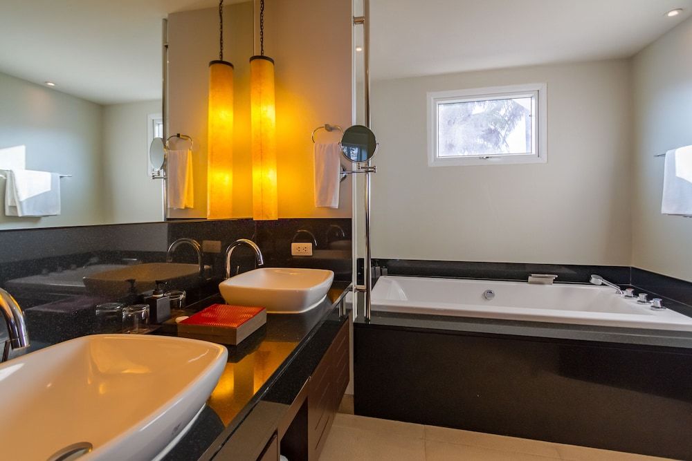 Serenity Resort & Residences Phuket Apartment, 2 Bedrooms, Private Pool 4