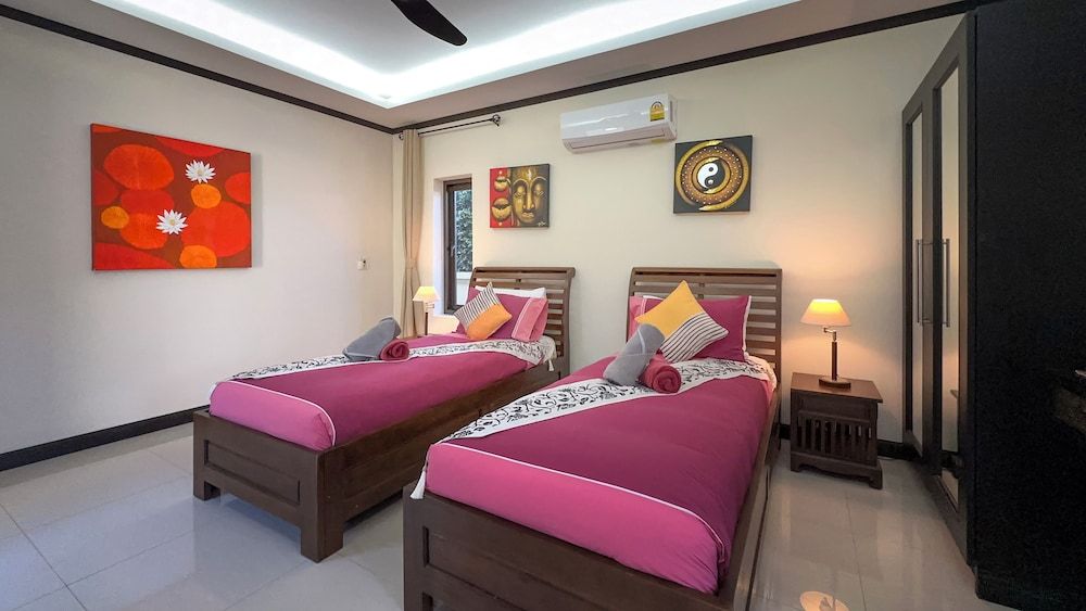 Garden bungalows 4br with private pool Deluxe Bungalow 6