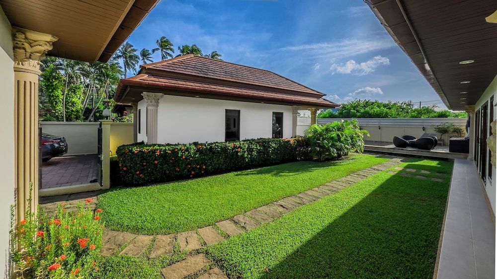 undefined Garden bungalows 4br with private pool 8