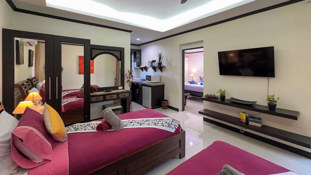 Garden bungalows 4br with private pool Deluxe Bungalow 8