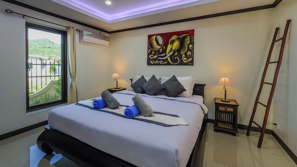 Garden bungalows 4br with private pool Deluxe Bungalow 12