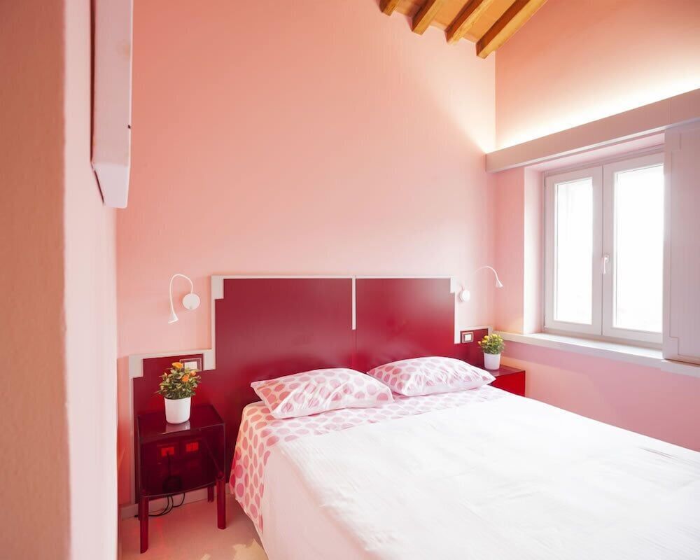 House, 5 Bedrooms