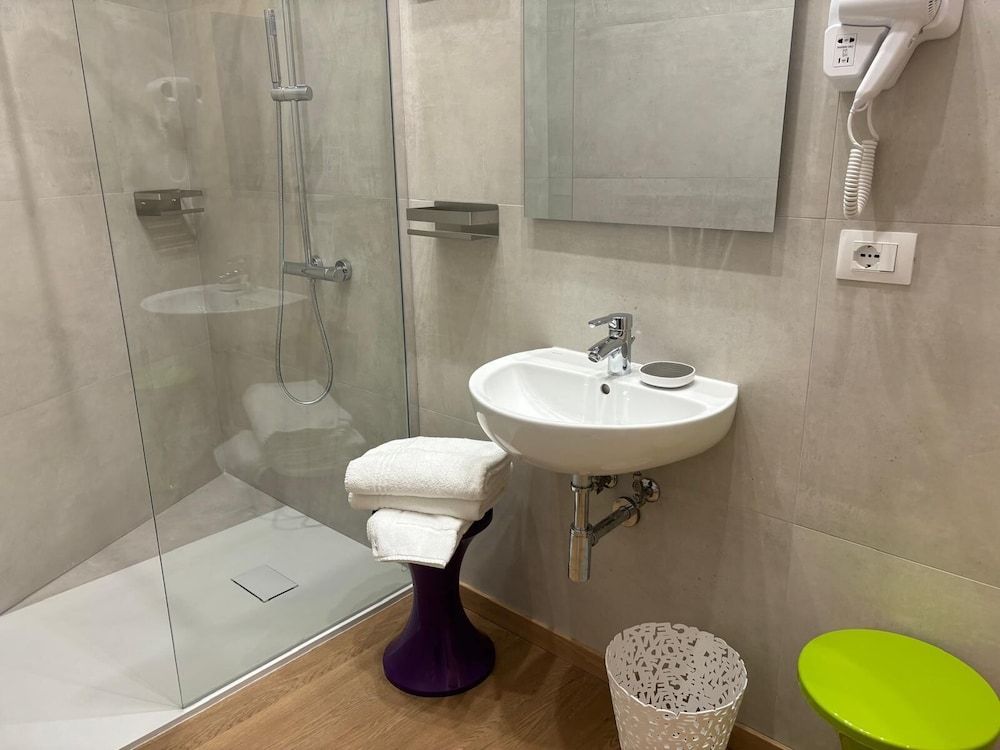 Glave Rooms Luxury Room