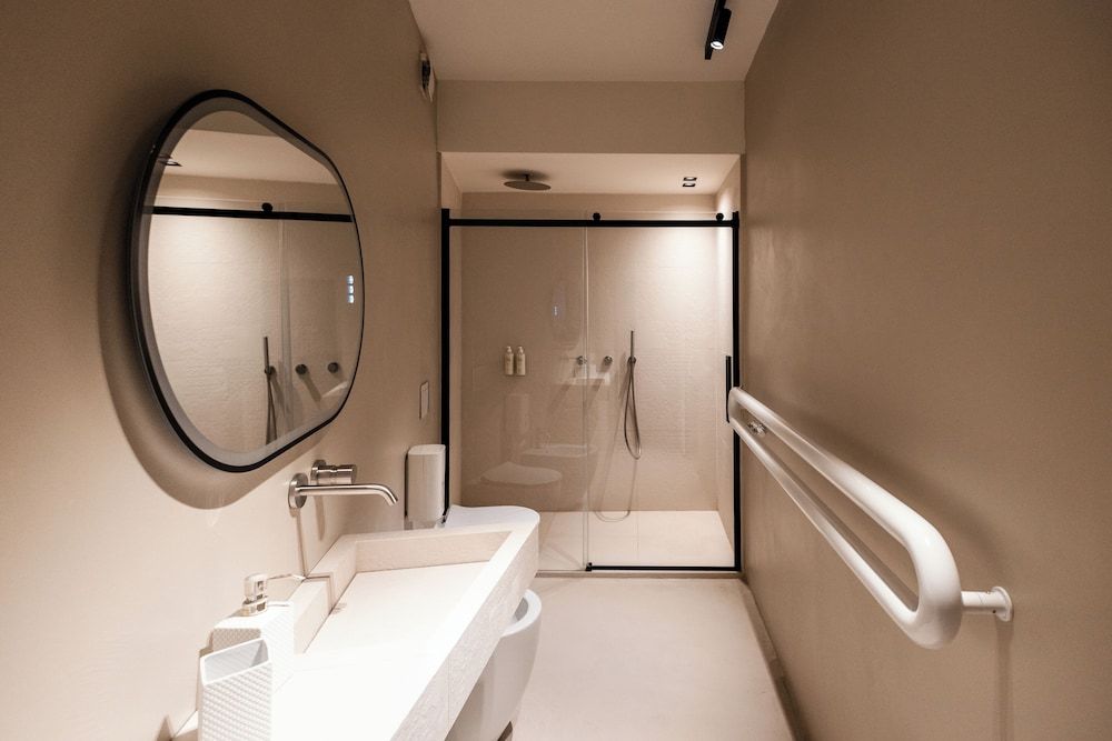 Bianko EcoChic Deluxe Room 5