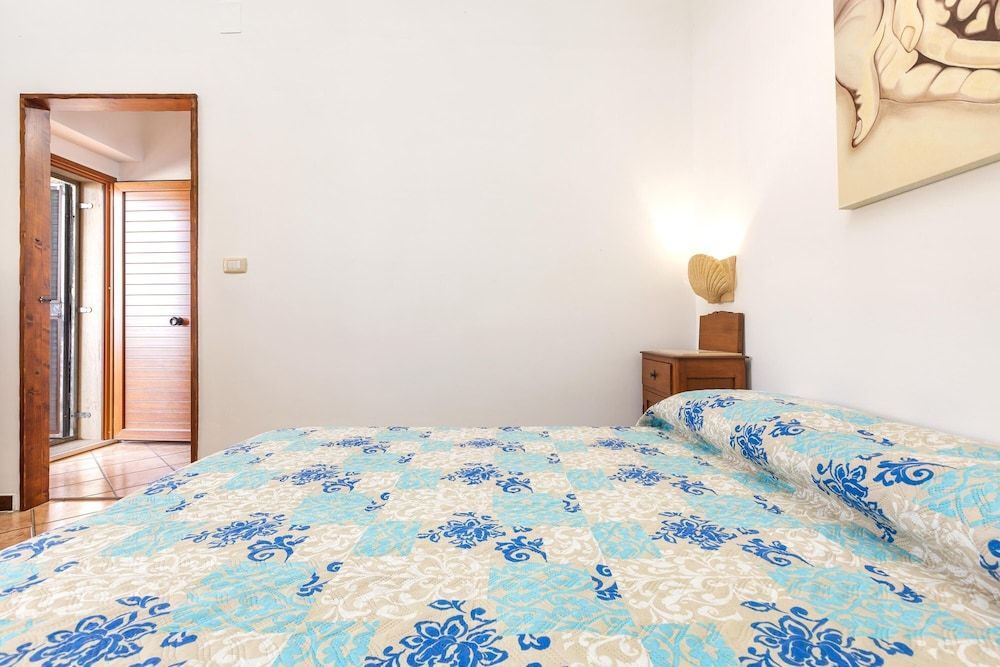 Basic Apartment