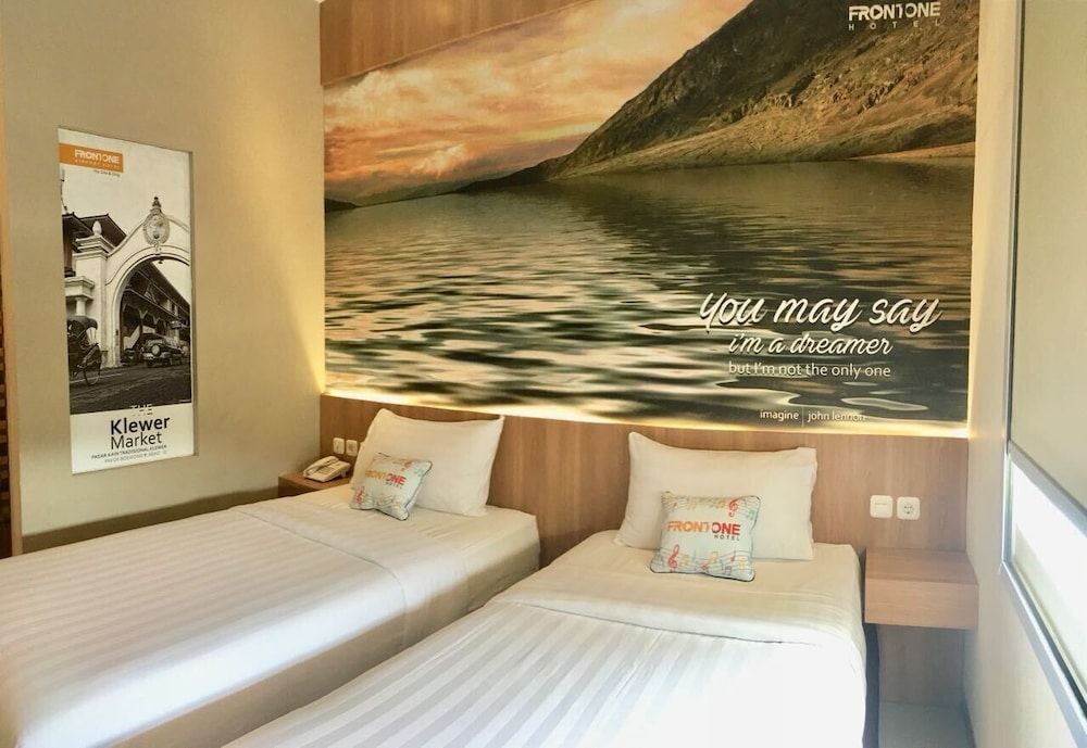 Front One Hotel Airport Solo Superior Twin Room 3