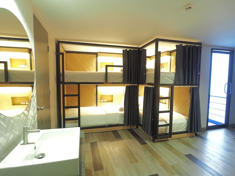 undefined Alfresco Phuket Hotel 3