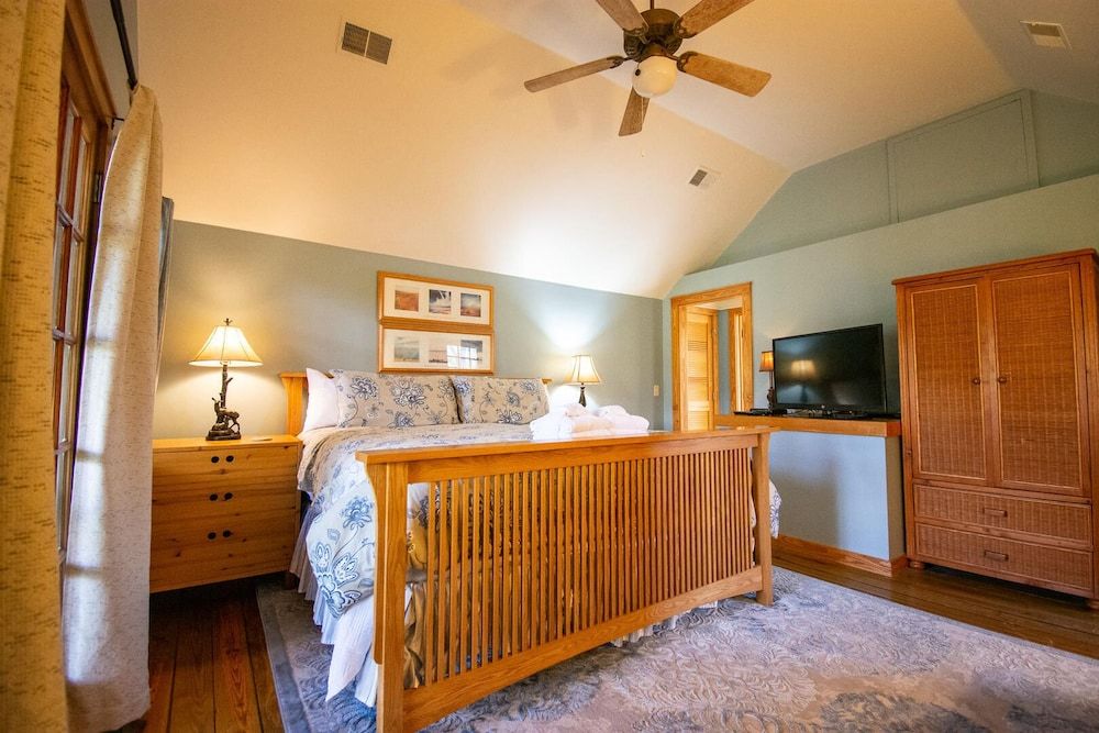 House, Multiple Beds, Balcony, Golf View