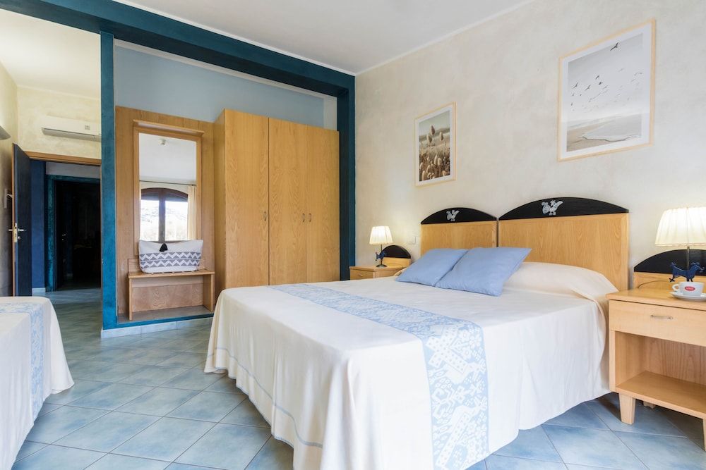 Comfort Triple Room, Balcony, Mountain View