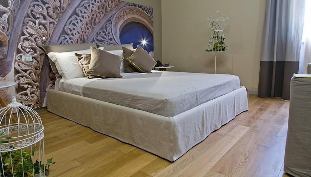 Standard Double Room, Garden View