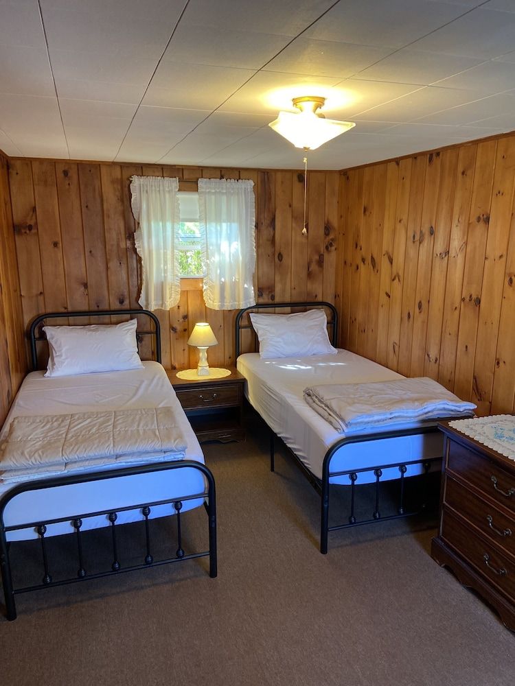 Spinneys Guesthouse & Beach Cottages Family Cottage, Multiple Beds, Kitchen