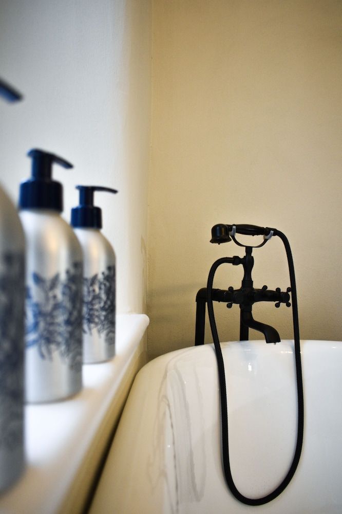 Plas Dolguog Luxury Double Room, 1 King Bed with Sofa bed, Balcony, Hill View 7