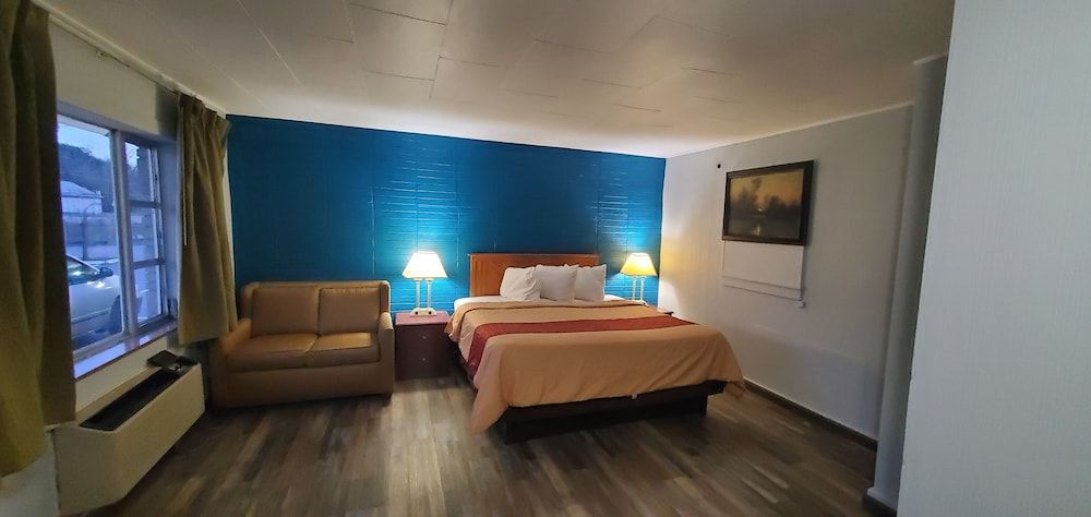 Superior Room, 1 King Bed, Non Smoking