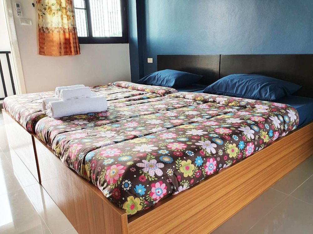 Samutsakorn Apartment Basic Studio, Multiple Beds 15