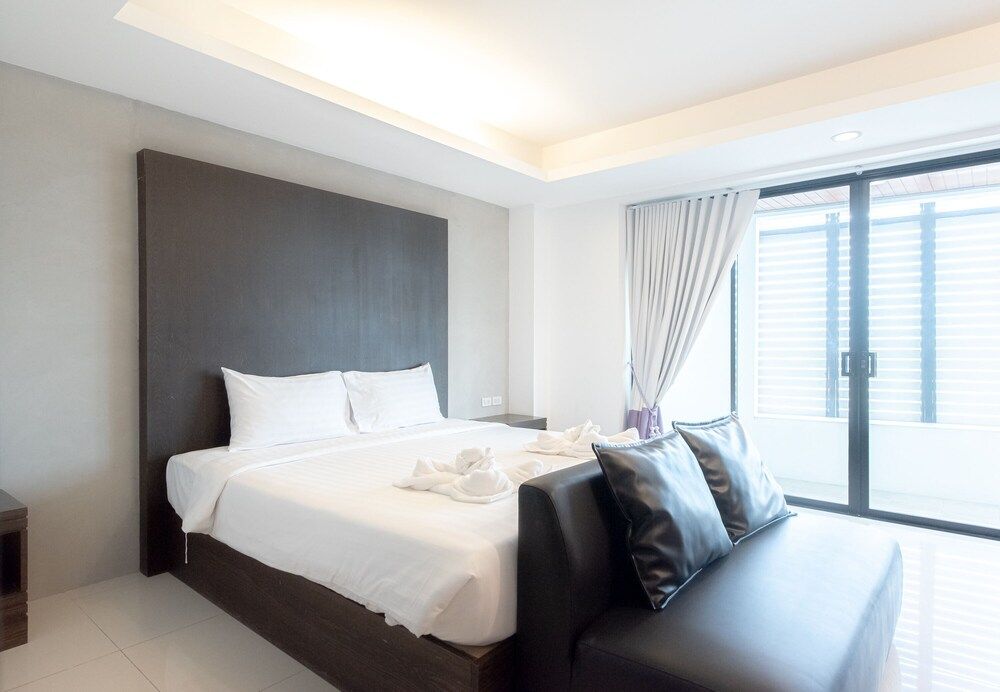 The Proud Exclusive Hotel Suite Room 6