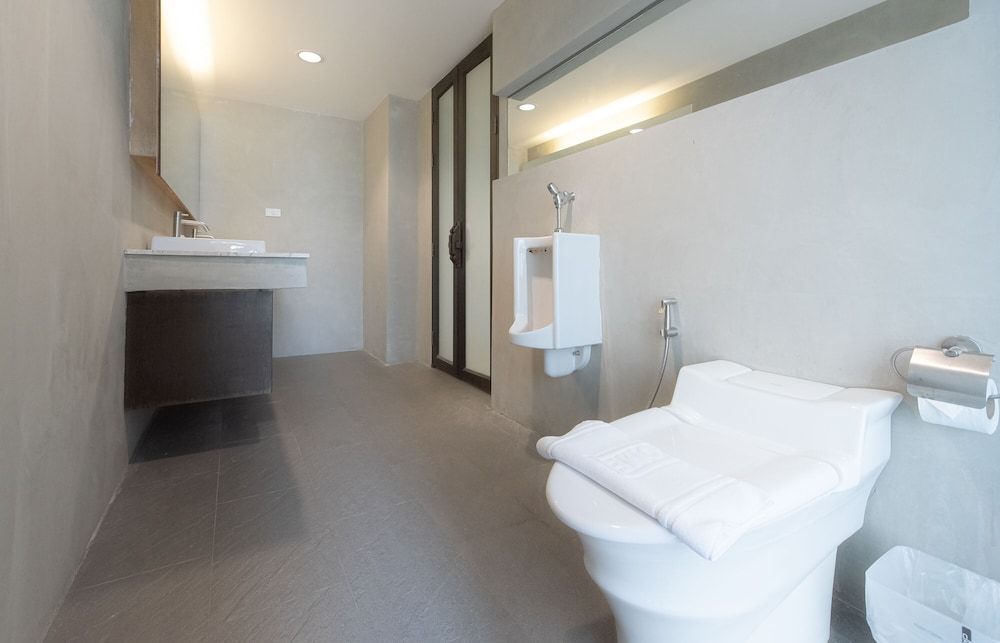 The Proud Exclusive Hotel Suite Room 10