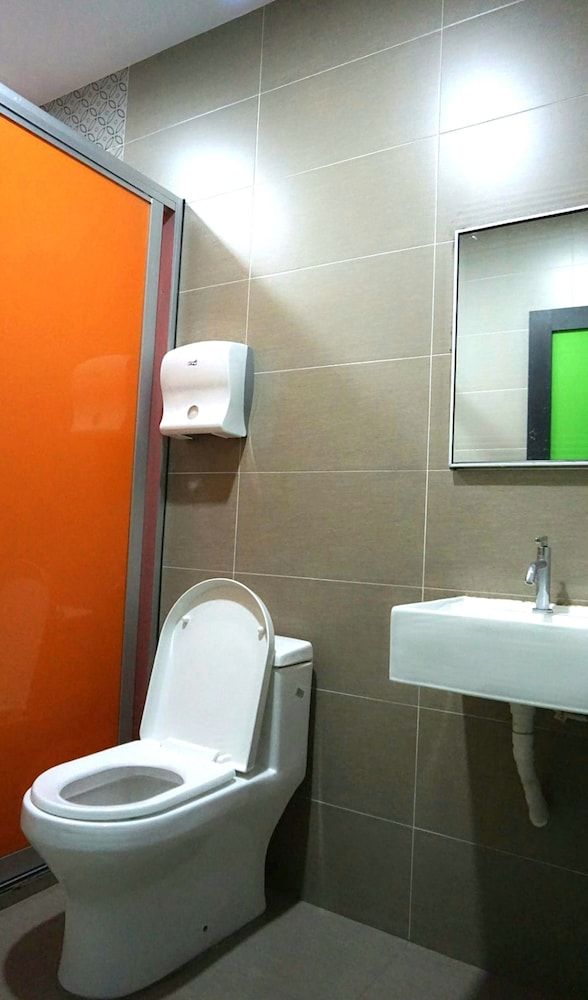 Kukup Xiang Holiday Home Family Room 9