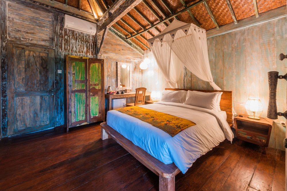 Nauna Villa Bali Two Bedroom Joglo House 4