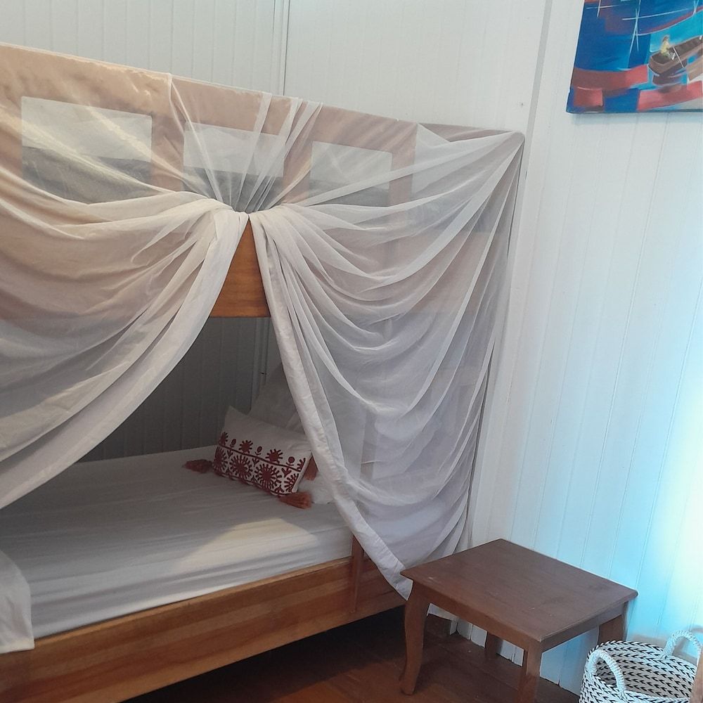 The High Dive Gili Gede Deluxe Loft, 2 Bedrooms, Balcony, Ocean View 2