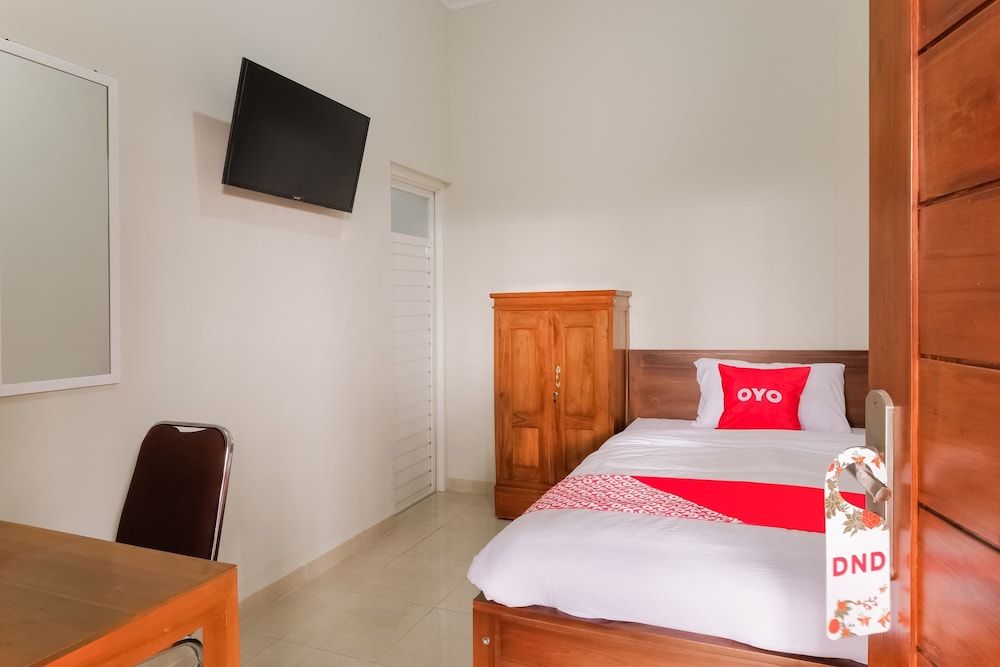 Economy Single Room