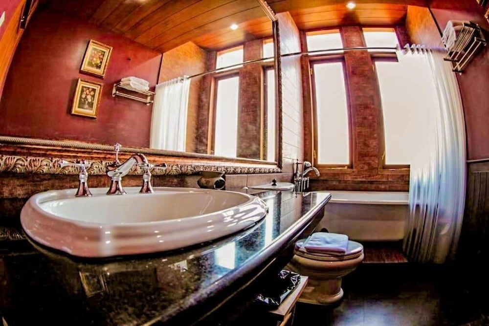 Rumah Stroberi Organic Farm and Lodge Suite, Non Smoking 12