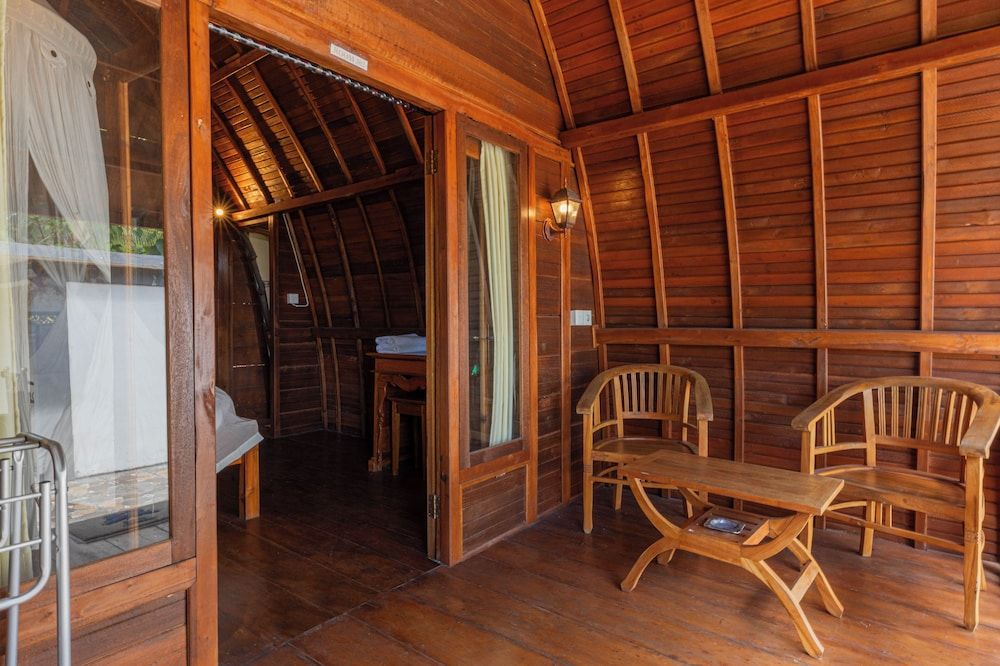 Sukawati Inn Deluxe Double Room, Garden View 18