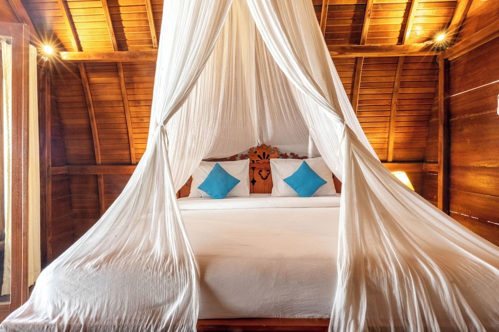 Sukawati Inn Deluxe Double Room, Garden View 3