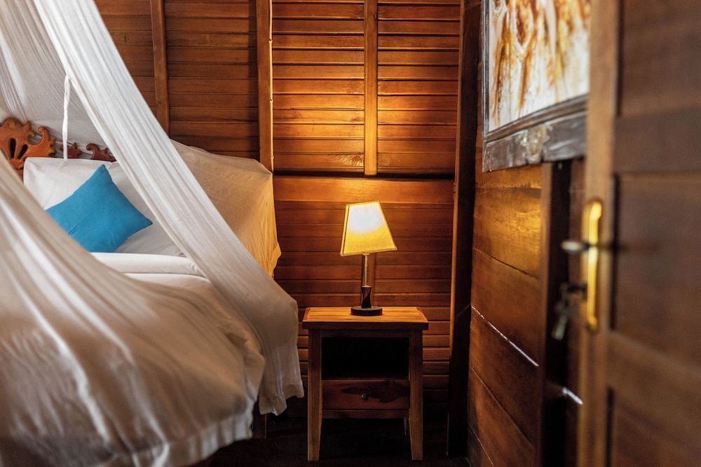 Sukawati Inn Deluxe Double Room, Garden View 5