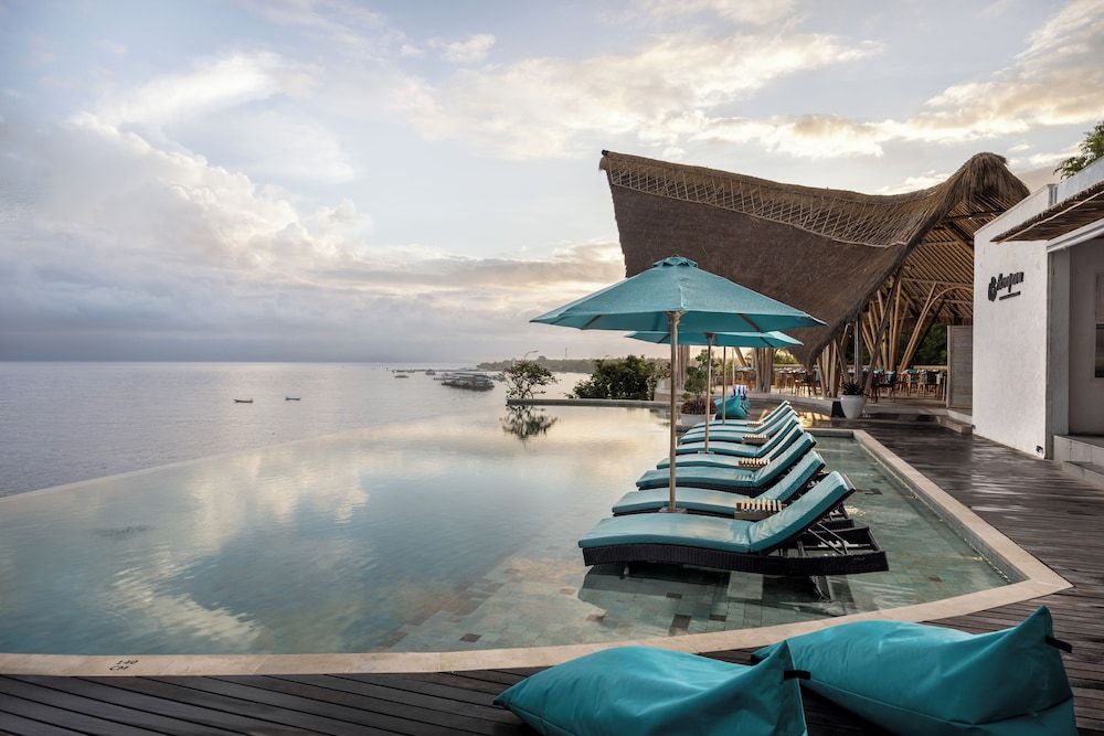 Infinity Pool