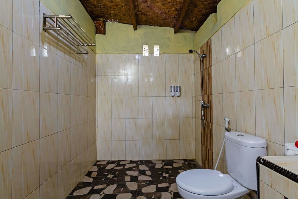 Butterfly Bungalows Standard Double Room, 1 Queen Bed, Private Bathroom, Hill View 12