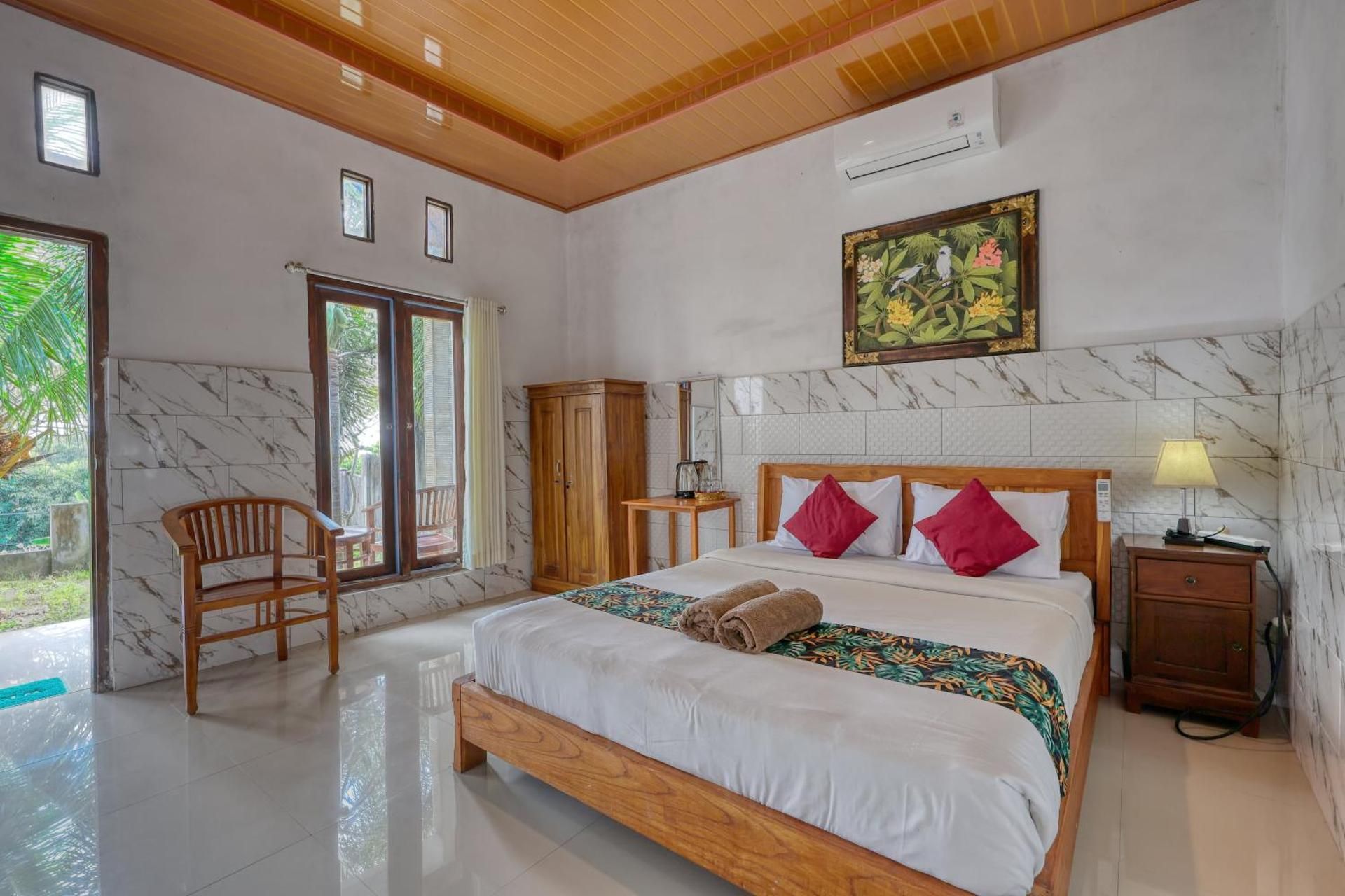 Kira Cottages Budget Double Room 3