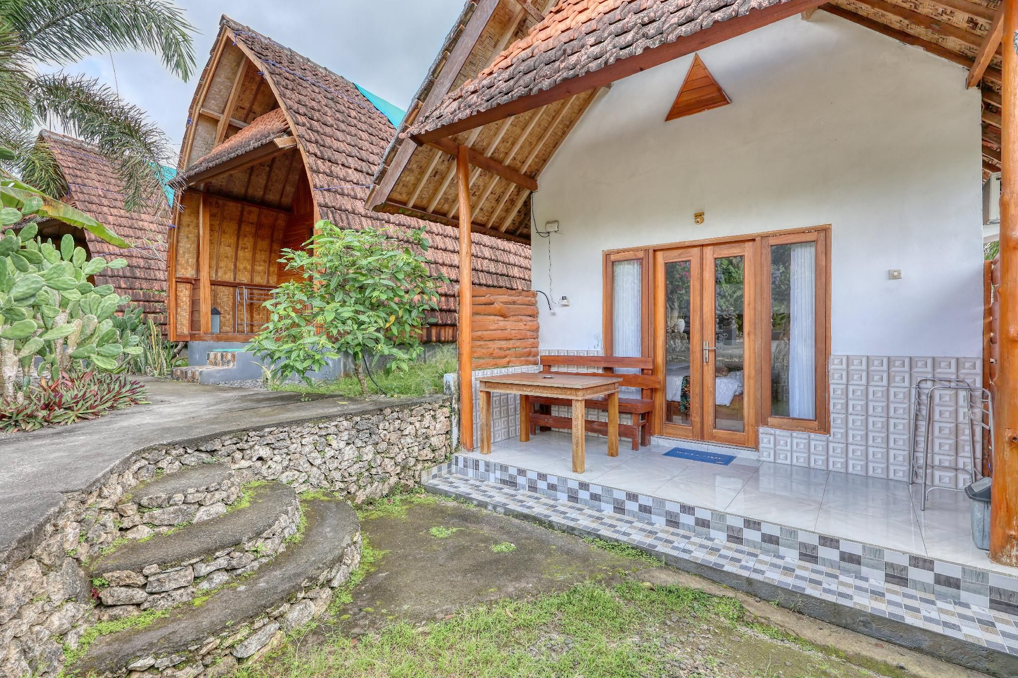 undefined Kira Cottages 10